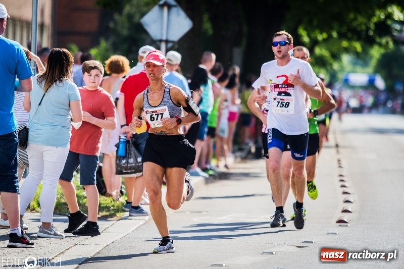 Zdjęcie w galerii na portalu naszraciborz.pl: Raciborski Bieg Bez Granic - dystans 10 kilometrów FOTOREPORTAŻ wiadomości z regionu