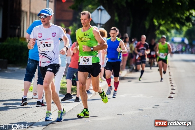 Zdjęcie w galerii na portalu naszraciborz.pl: Raciborski Bieg Bez Granic - dystans 10 kilometrów FOTOREPORTAŻ wiadomości z regionu