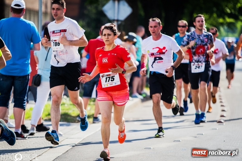 Zdjęcie w galerii na portalu naszraciborz.pl: Raciborski Bieg Bez Granic - dystans 10 kilometrów FOTOREPORTAŻ wiadomości z regionu