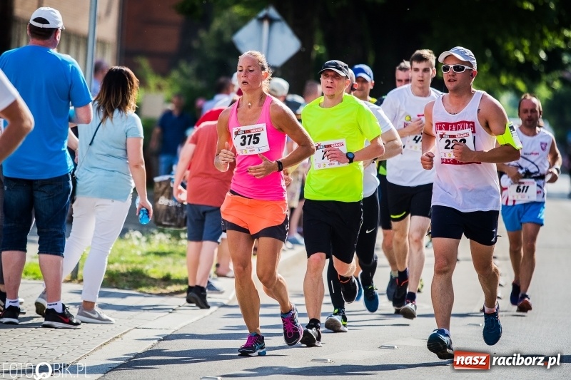 Zdjęcie w galerii na portalu naszraciborz.pl: Raciborski Bieg Bez Granic - dystans 10 kilometrów FOTOREPORTAŻ wiadomości z regionu