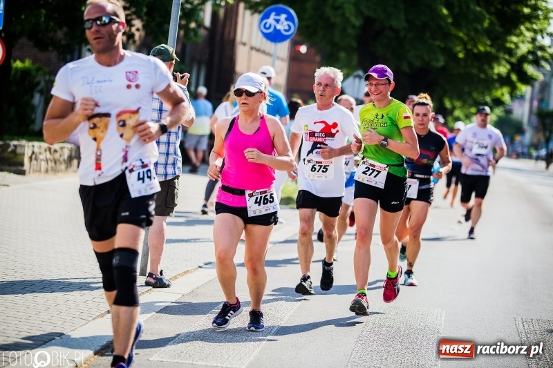 Zdjęcie w galerii na portalu naszraciborz.pl: Raciborski Bieg Bez Granic - dystans 10 kilometrów FOTOREPORTAŻ wiadomości z regionu