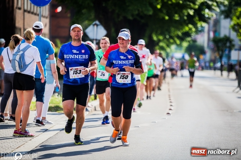 Zdjęcie w galerii na portalu naszraciborz.pl: Raciborski Bieg Bez Granic - dystans 10 kilometrów FOTOREPORTAŻ wiadomości z regionu