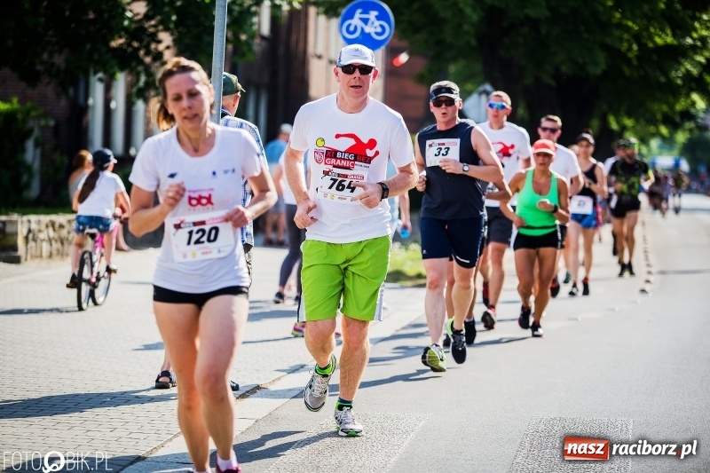 Zdjęcie w galerii na portalu naszraciborz.pl: Raciborski Bieg Bez Granic - dystans 10 kilometrów FOTOREPORTAŻ wiadomości z regionu