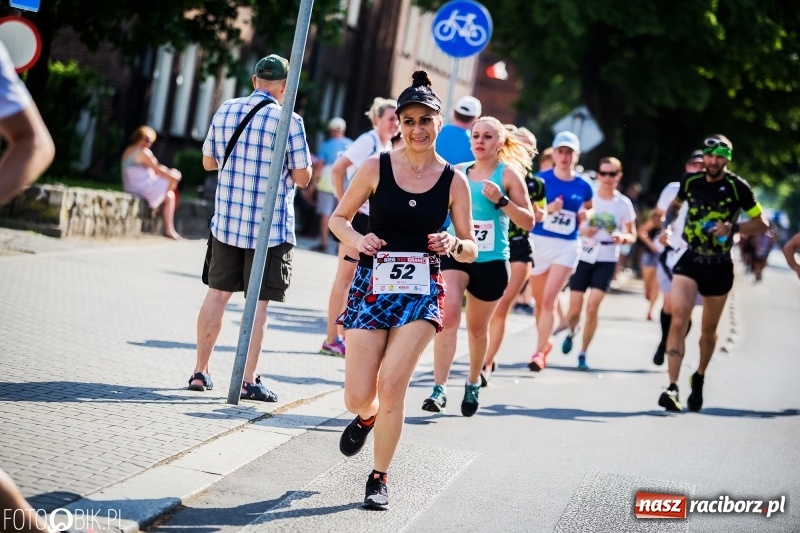 Zdjęcie w galerii na portalu naszraciborz.pl: Raciborski Bieg Bez Granic - dystans 10 kilometrów FOTOREPORTAŻ wiadomości z regionu
