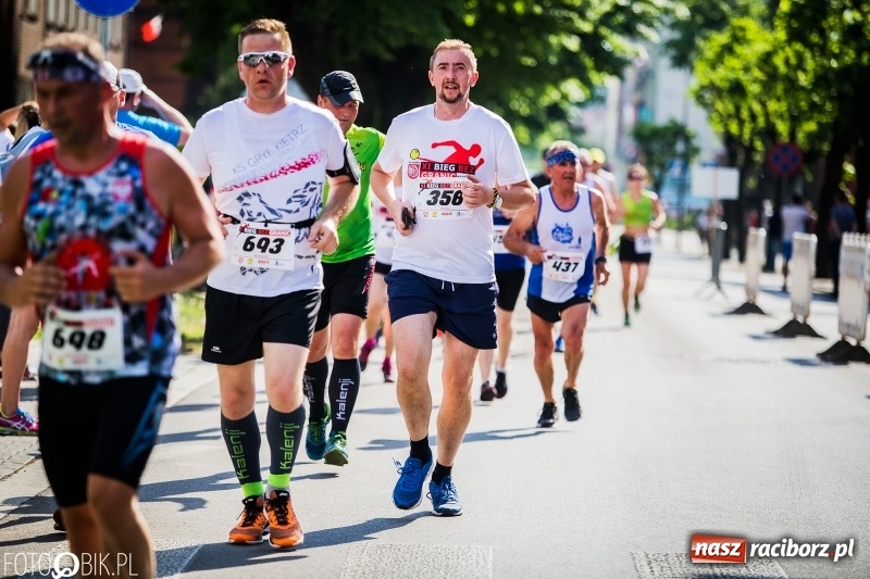 Zdjęcie w galerii na portalu naszraciborz.pl: Raciborski Bieg Bez Granic - dystans 10 kilometrów FOTOREPORTAŻ wiadomości z regionu
