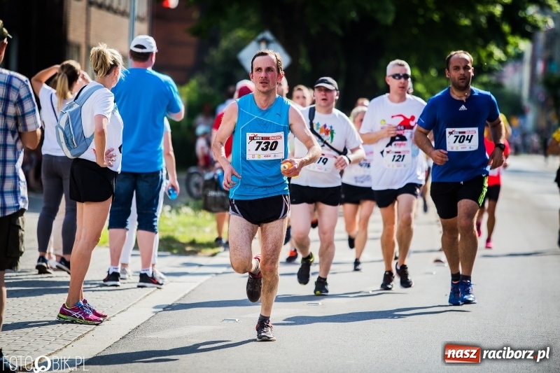 Zdjęcie w galerii na portalu naszraciborz.pl: Raciborski Bieg Bez Granic - dystans 10 kilometrów FOTOREPORTAŻ wiadomości z regionu