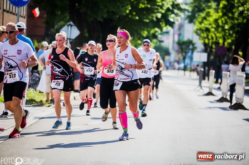 Zdjęcie w galerii na portalu naszraciborz.pl: Raciborski Bieg Bez Granic - dystans 10 kilometrów FOTOREPORTAŻ wiadomości z regionu