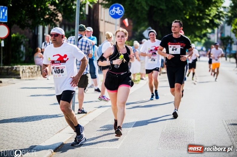Zdjęcie w galerii na portalu naszraciborz.pl: Raciborski Bieg Bez Granic - dystans 10 kilometrów FOTOREPORTAŻ wiadomości z regionu