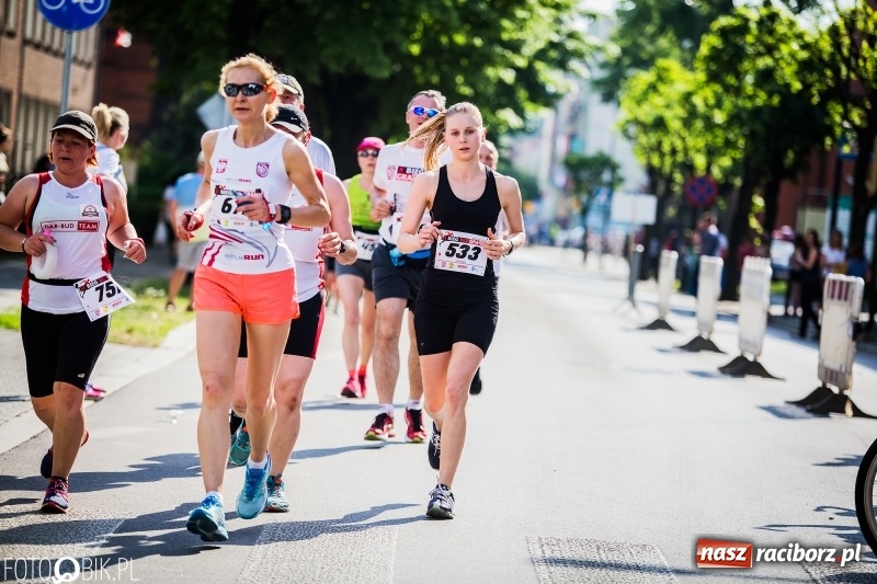 Zdjęcie w galerii na portalu naszraciborz.pl: Raciborski Bieg Bez Granic - dystans 10 kilometrów FOTOREPORTAŻ wiadomości z regionu