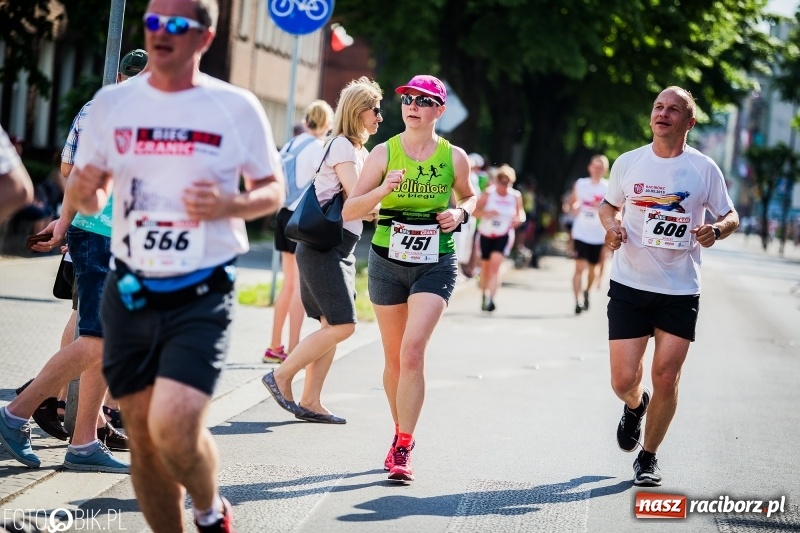 Zdjęcie w galerii na portalu naszraciborz.pl: Raciborski Bieg Bez Granic - dystans 10 kilometrów FOTOREPORTAŻ wiadomości z regionu