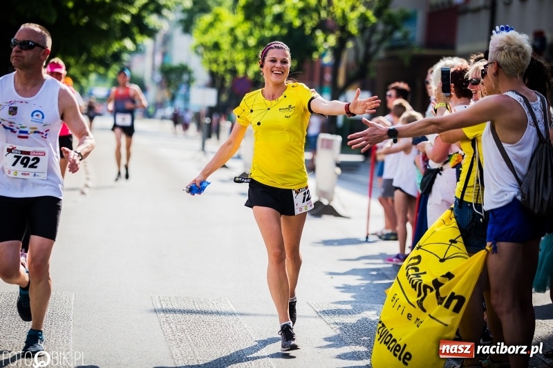 Zdjęcie w galerii na portalu naszraciborz.pl: Raciborski Bieg Bez Granic - dystans 10 kilometrów FOTOREPORTAŻ wiadomości z regionu