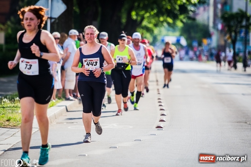 Zdjęcie w galerii na portalu naszraciborz.pl: Raciborski Bieg Bez Granic - dystans 10 kilometrów FOTOREPORTAŻ wiadomości z regionu