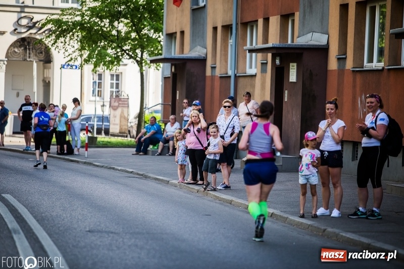 Zdjęcie w galerii na portalu naszraciborz.pl: Raciborski Bieg Bez Granic - dystans 10 kilometrów FOTOREPORTAŻ wiadomości z regionu