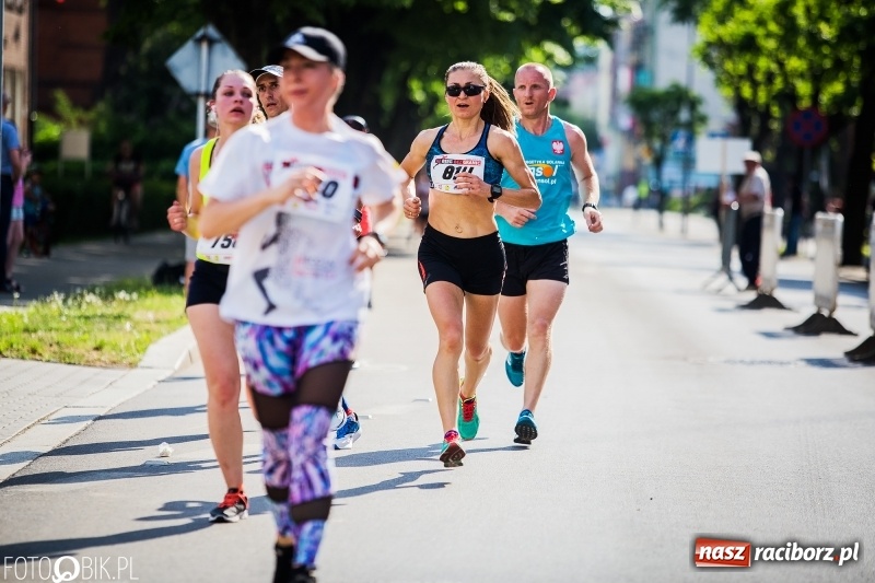 Zdjęcie w galerii na portalu naszraciborz.pl: Raciborski Bieg Bez Granic - dystans 10 kilometrów FOTOREPORTAŻ wiadomości z regionu