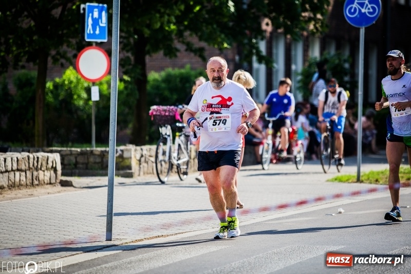 Zdjęcie w galerii na portalu naszraciborz.pl: Raciborski Bieg Bez Granic - dystans 10 kilometrów FOTOREPORTAŻ wiadomości z regionu