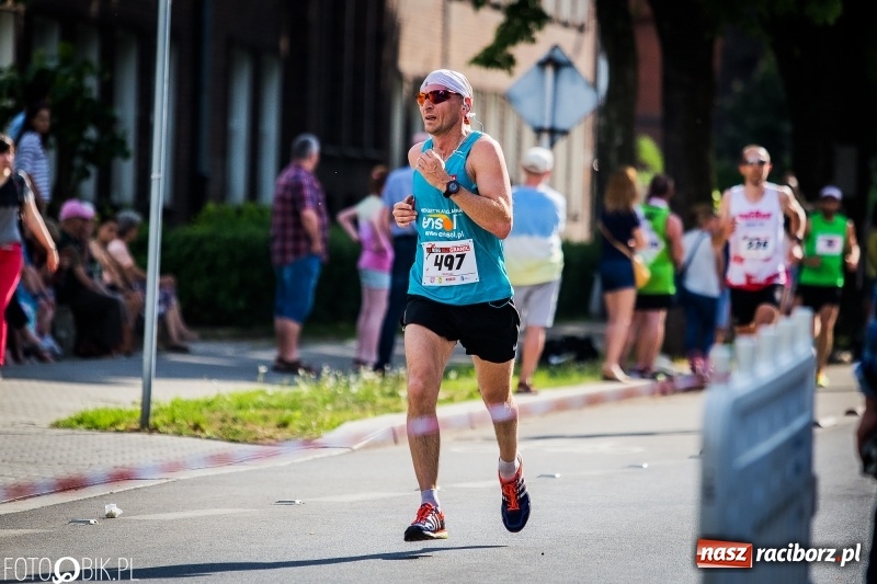 Zdjęcie w galerii na portalu naszraciborz.pl: Raciborski Bieg Bez Granic - dystans 10 kilometrów FOTOREPORTAŻ wiadomości z regionu