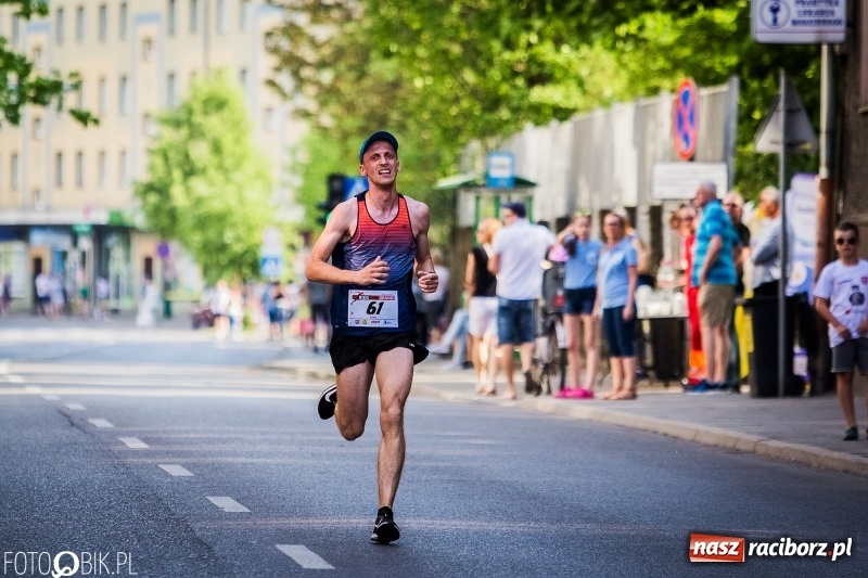 Zdjęcie w galerii na portalu naszraciborz.pl: Raciborski Bieg Bez Granic - dystans 10 kilometrów FOTOREPORTAŻ wiadomości z regionu