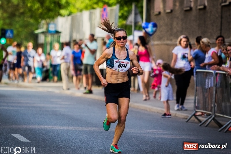 Zdjęcie w galerii na portalu naszraciborz.pl: Raciborski Bieg Bez Granic - dystans 10 kilometrów FOTOREPORTAŻ wiadomości z regionu