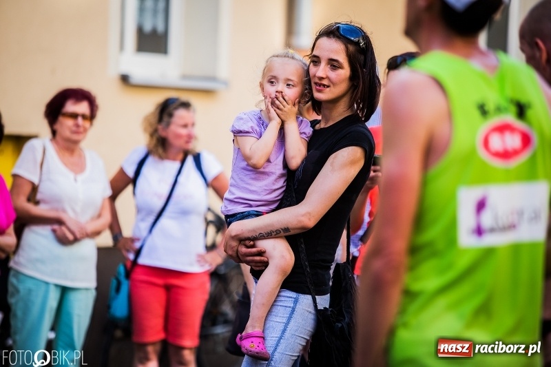 Zdjęcie w galerii na portalu naszraciborz.pl: Raciborski Bieg Bez Granic - dystans 10 kilometrów FOTOREPORTAŻ wiadomości z regionu
