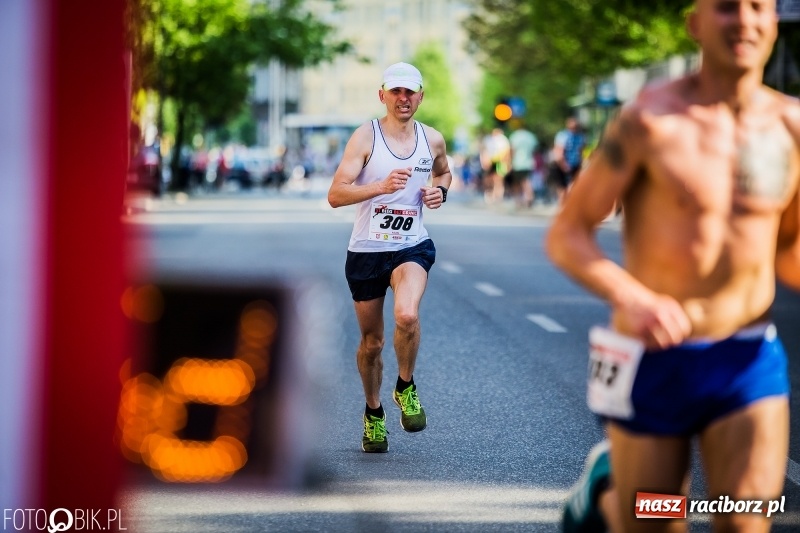 Zdjęcie w galerii na portalu naszraciborz.pl: Raciborski Bieg Bez Granic - dystans 10 kilometrów FOTOREPORTAŻ wiadomości z regionu