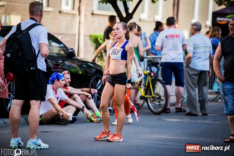 Zdjęcie w galerii na portalu naszraciborz.pl: Raciborski Bieg Bez Granic - dystans 10 kilometrów FOTOREPORTAŻ wiadomości z regionu