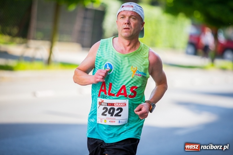 Zdjęcie w galerii na portalu naszraciborz.pl: Raciborski Bieg Bez Granic - dystans 10 kilometrów FOTOREPORTAŻ wiadomości z regionu