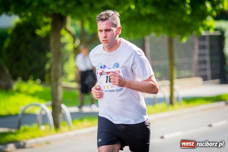Zdjęcie w galerii na portalu naszraciborz.pl: Raciborski Bieg Bez Granic - dystans 10 kilometrów FOTOREPORTAŻ wiadomości z regionu