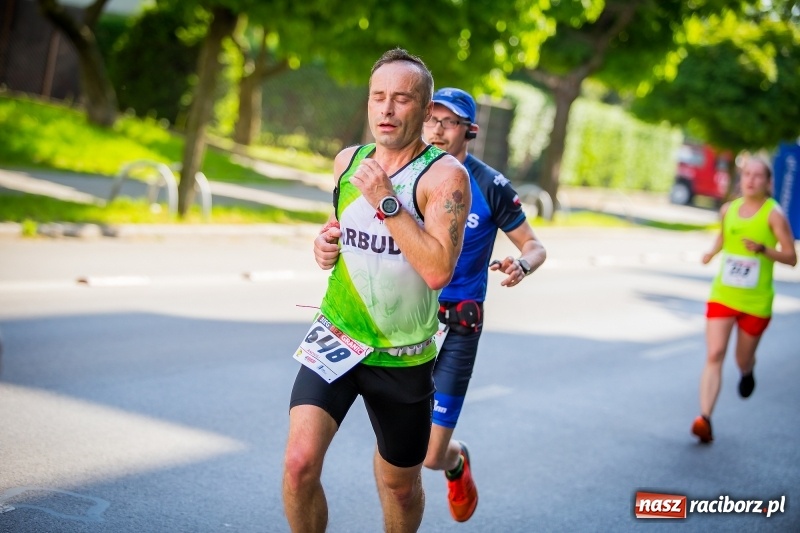 Zdjęcie w galerii na portalu naszraciborz.pl: Raciborski Bieg Bez Granic - dystans 10 kilometrów FOTOREPORTAŻ wiadomości z regionu