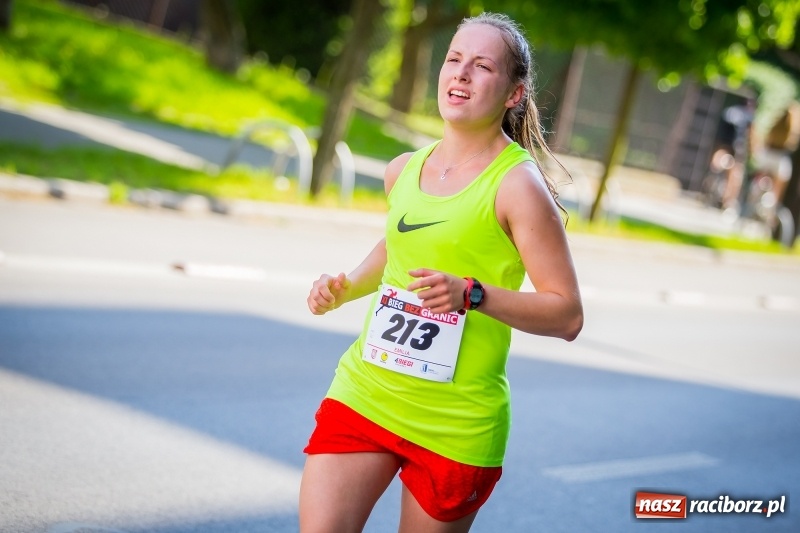 Zdjęcie w galerii na portalu naszraciborz.pl: Raciborski Bieg Bez Granic - dystans 10 kilometrów FOTOREPORTAŻ wiadomości z regionu