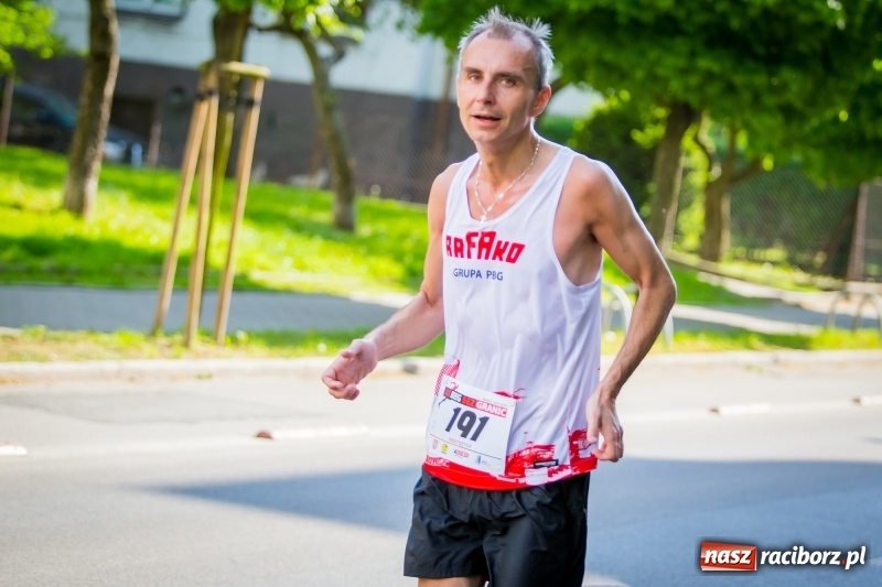Zdjęcie w galerii na portalu naszraciborz.pl: Raciborski Bieg Bez Granic - dystans 10 kilometrów FOTOREPORTAŻ wiadomości z regionu