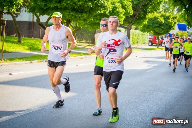 Zdjęcie w galerii na portalu naszraciborz.pl: Raciborski Bieg Bez Granic - dystans 10 kilometrów FOTOREPORTAŻ wiadomości z regionu