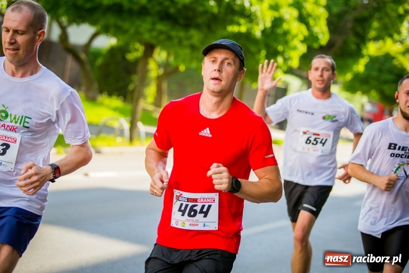 Zdjęcie w galerii na portalu naszraciborz.pl: Raciborski Bieg Bez Granic - dystans 10 kilometrów FOTOREPORTAŻ wiadomości z regionu