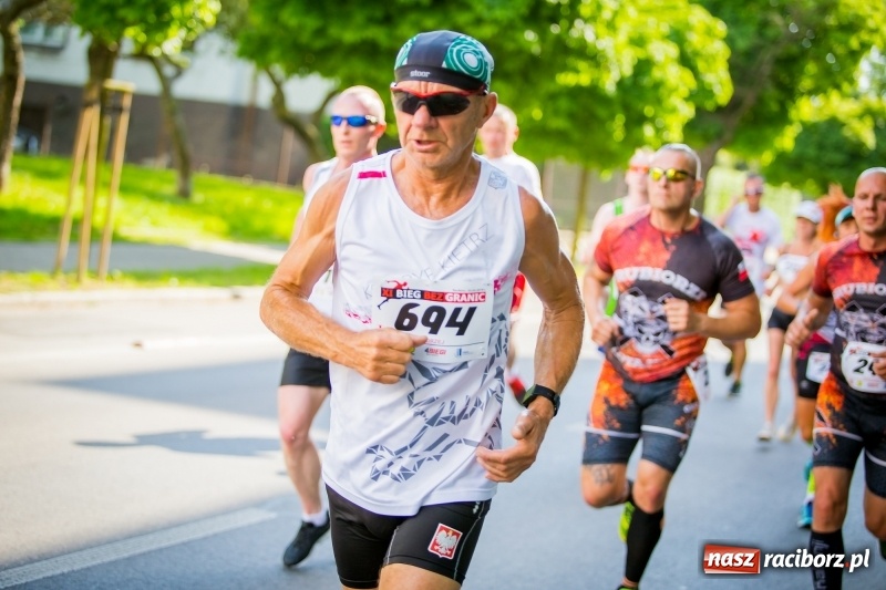 Zdjęcie w galerii na portalu naszraciborz.pl: Raciborski Bieg Bez Granic - dystans 10 kilometrów FOTOREPORTAŻ wiadomości z regionu