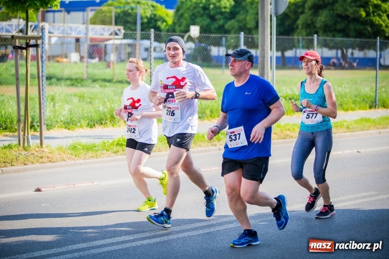 Zdjęcie w galerii na portalu naszraciborz.pl: Raciborski Bieg Bez Granic - dystans 10 kilometrów FOTOREPORTAŻ wiadomości z regionu