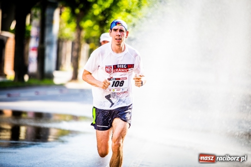 Zdjęcie w galerii na portalu naszraciborz.pl: Raciborski Bieg Bez Granic - dystans 10 kilometrów FOTOREPORTAŻ wiadomości z regionu