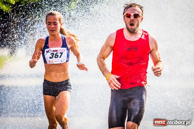 Zdjęcie w galerii na portalu naszraciborz.pl: Raciborski Bieg Bez Granic - dystans 10 kilometrów FOTOREPORTAŻ wiadomości z regionu