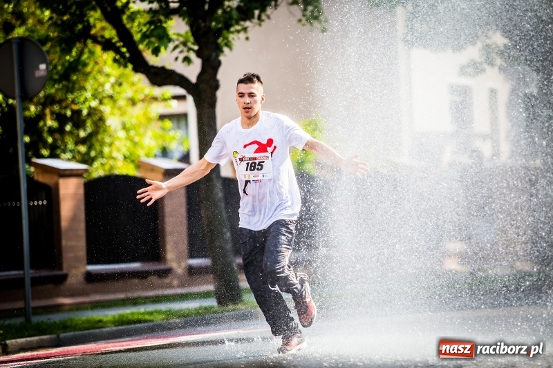 Zdjęcie w galerii na portalu naszraciborz.pl: Raciborski Bieg Bez Granic - dystans 10 kilometrów FOTOREPORTAŻ wiadomości z regionu