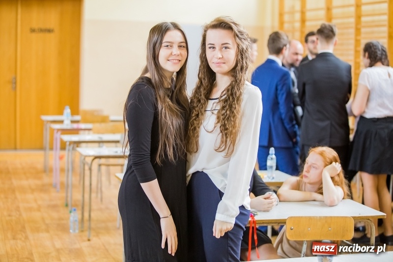 Zdjęcie w galerii na portalu naszraciborz.pl: Matura w II LO. Mickiewicz ma najwięcej maturzystów wiadomości z regionu