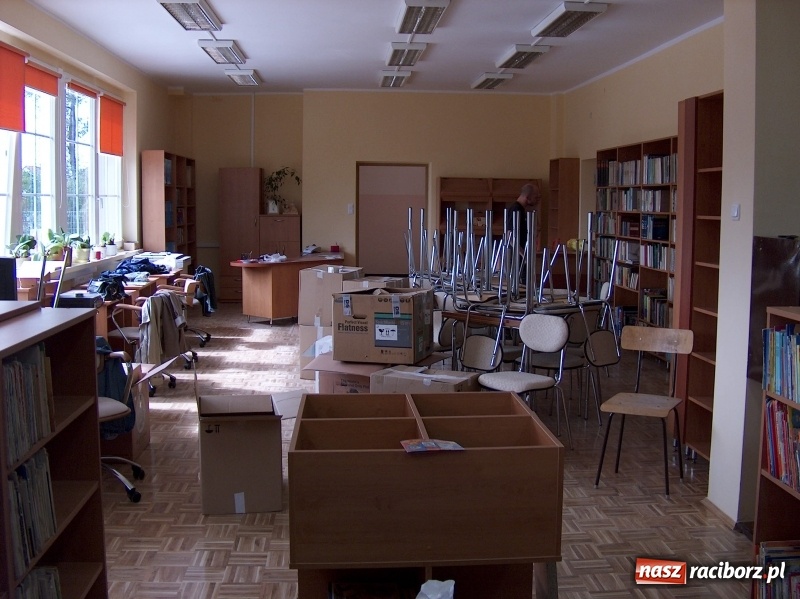 Zdjęcie w galerii na portalu naszraciborz.pl: Jak to na Ocicach drzewiej bywało. Historia miejscowej biblioteki wiadomości z regionu