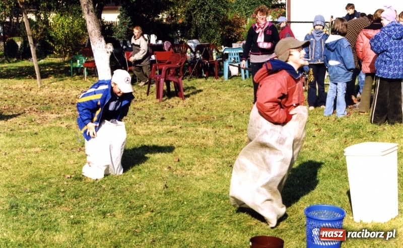 Zdjęcie w galerii na portalu naszraciborz.pl: Jak to na Ocicach drzewiej bywało. Historia miejscowej biblioteki wiadomości z regionu