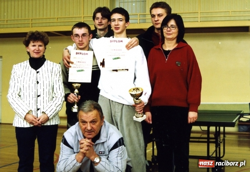 Zdjęcie w galerii na portalu naszraciborz.pl: Jak to na Ocicach drzewiej bywało. Historia miejscowej biblioteki wiadomości z regionu