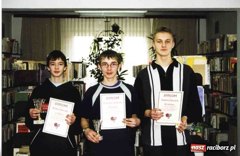 Zdjęcie w galerii na portalu naszraciborz.pl: Jak to na Ocicach drzewiej bywało. Historia miejscowej biblioteki wiadomości z regionu