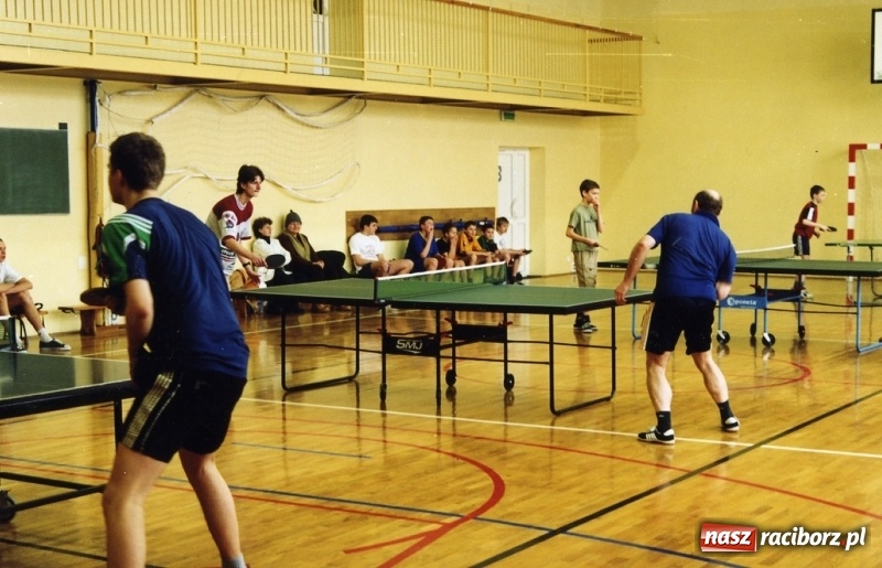 Zdjęcie w galerii na portalu naszraciborz.pl: Jak to na Ocicach drzewiej bywało. Historia miejscowej biblioteki wiadomości z regionu