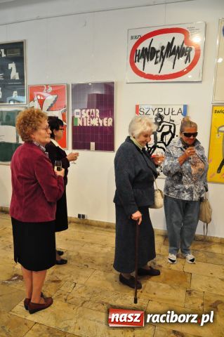 Zdjęcie w galerii na portalu naszraciborz.pl: Czy plakat jest potrzebny? wiadomości z regionu