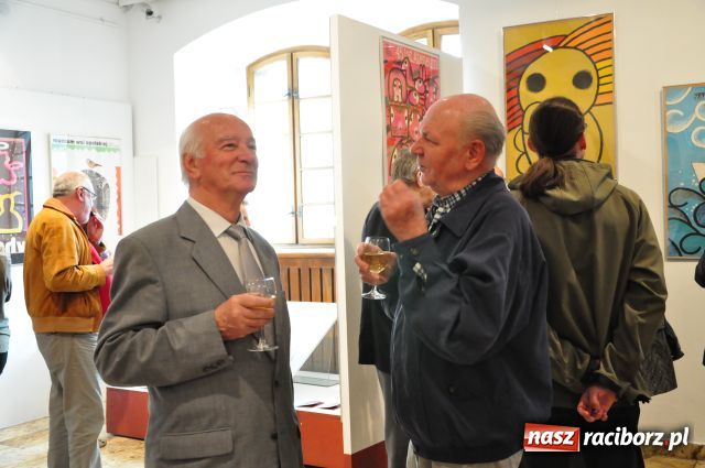 Zdjęcie w galerii na portalu naszraciborz.pl: Czy plakat jest potrzebny? wiadomości z regionu