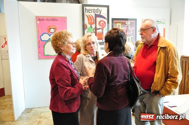 Zdjęcie w galerii na portalu naszraciborz.pl: Czy plakat jest potrzebny? wiadomości z regionu