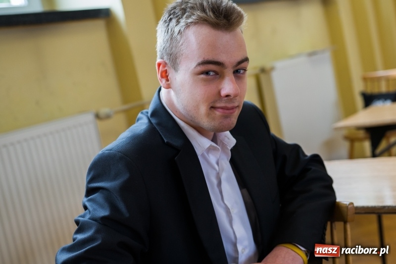 Zdjęcie w galerii na portalu naszraciborz.pl: Matura w Ekonomiku. Dobry humor i motywujący stres wiadomości z regionu