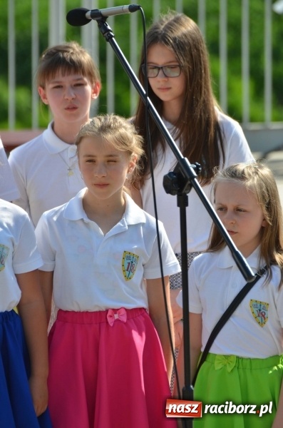 Zdjęcie w galerii na portalu naszraciborz.pl: Polska Majówka na raciborskich bulwarach  wiadomości z regionu