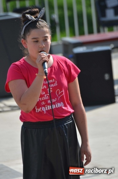 Zdjęcie w galerii na portalu naszraciborz.pl: Polska Majówka na raciborskich bulwarach  wiadomości z regionu