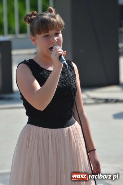 Zdjęcie w galerii na portalu naszraciborz.pl: Polska Majówka na raciborskich bulwarach  wiadomości z regionu